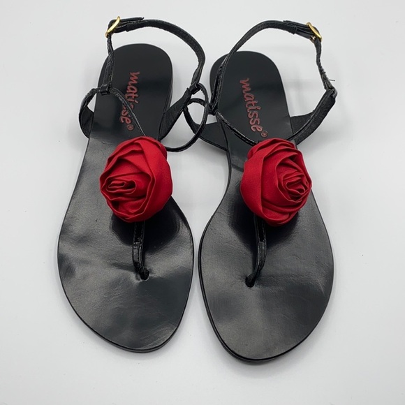 Matisse Shoes - Matisse Rosette woman’s flat sandals size 6 M